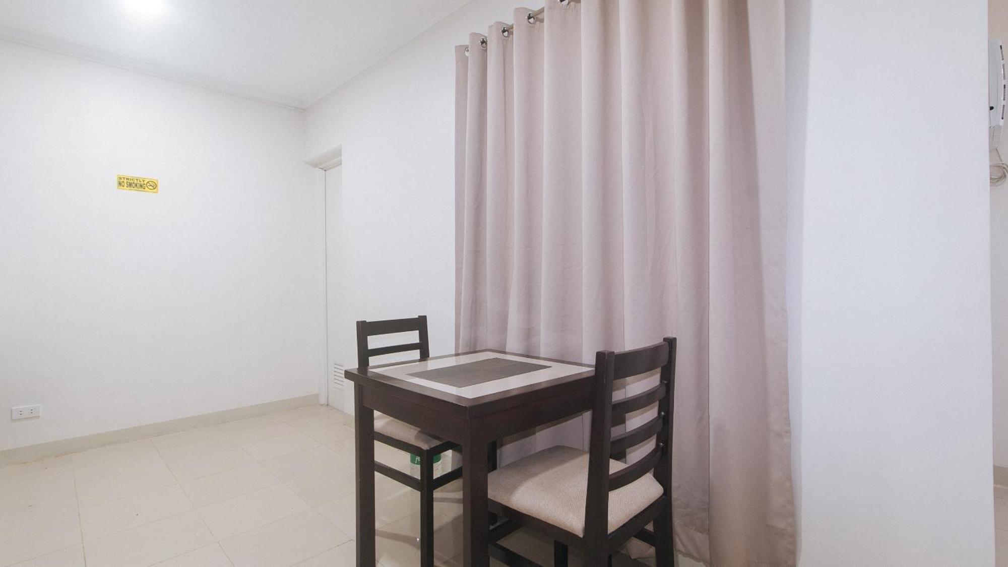Urbanview At Evangelista Street Makati Makati City Exterior photo